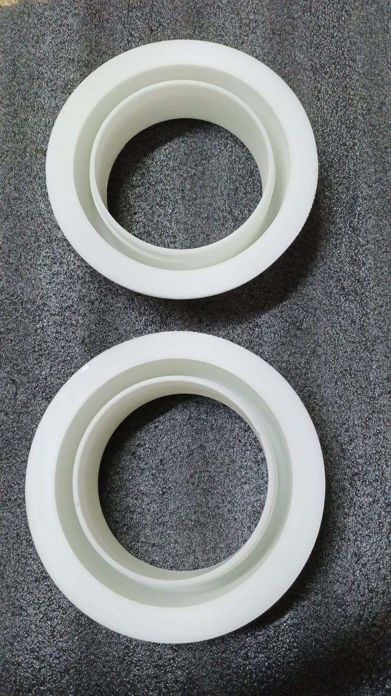 White printed ring sleeves